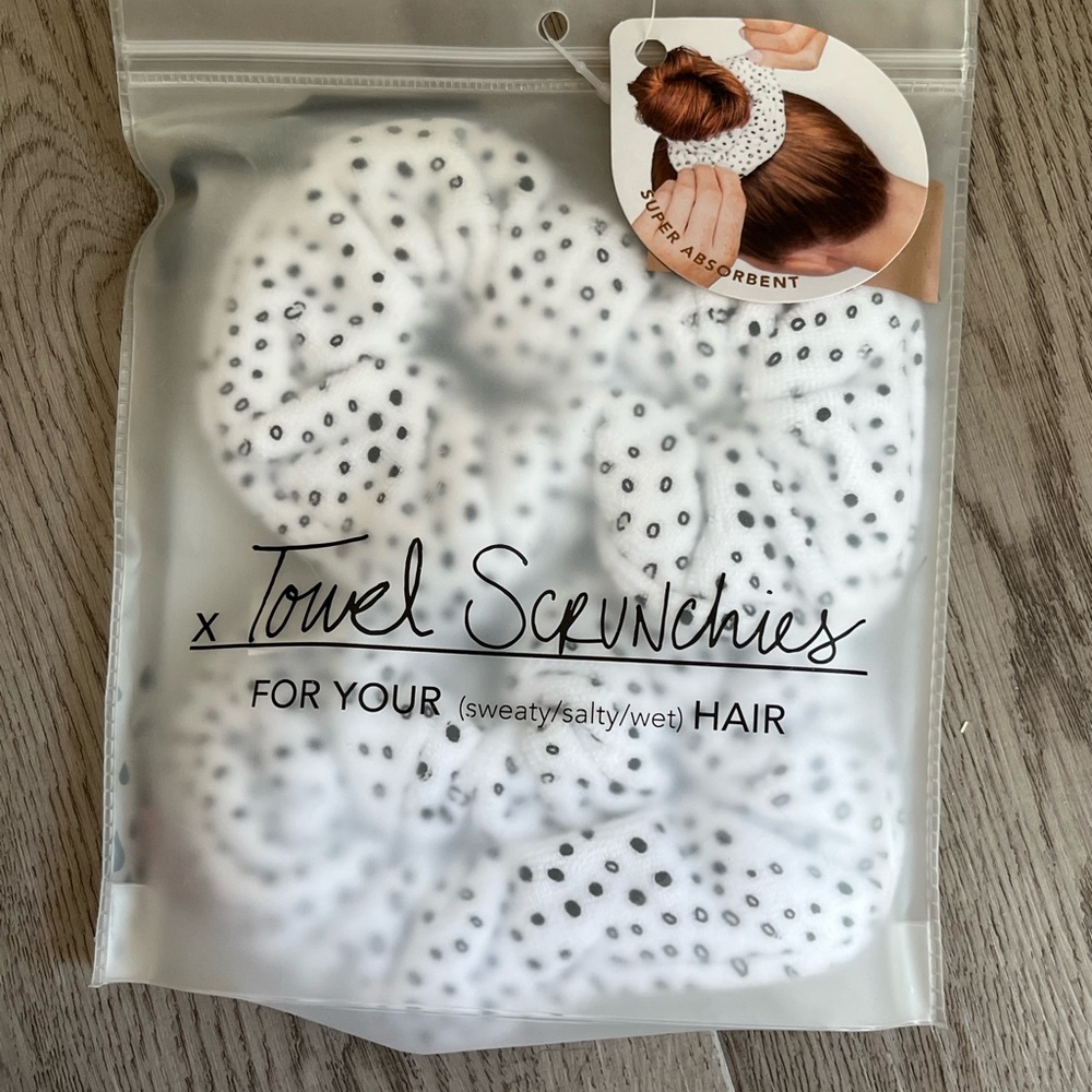 Kitsch Towel Scrunchies - White with Black Dots